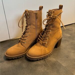 Tan heeled boots